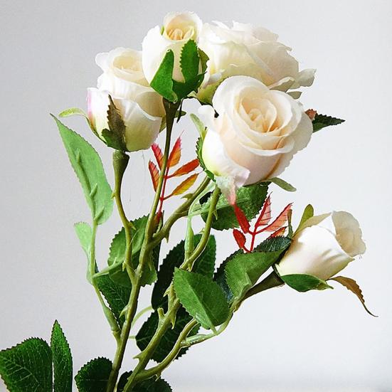 Faux Roses Lifelike Reusable Smooth Beautiful Silk Fake Flower for Kitchen