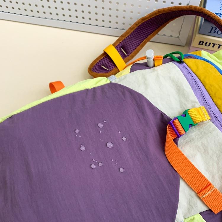 Colorful Women's Lightweight Outdoor Sports Backpack: Large Capacity, Water-Resistant, Casual for Travel & Hiking.