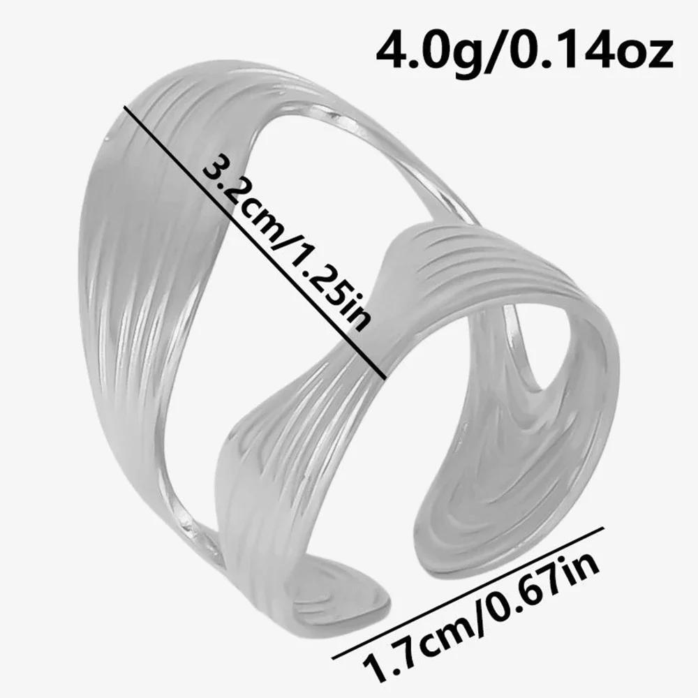Europäische und amerikanische Damenringe aus Edelstahl, goldfarben und Zinklegierung, modischer, schlichter Stil, Zirkonia-Geschenk für Damen, Großhandel