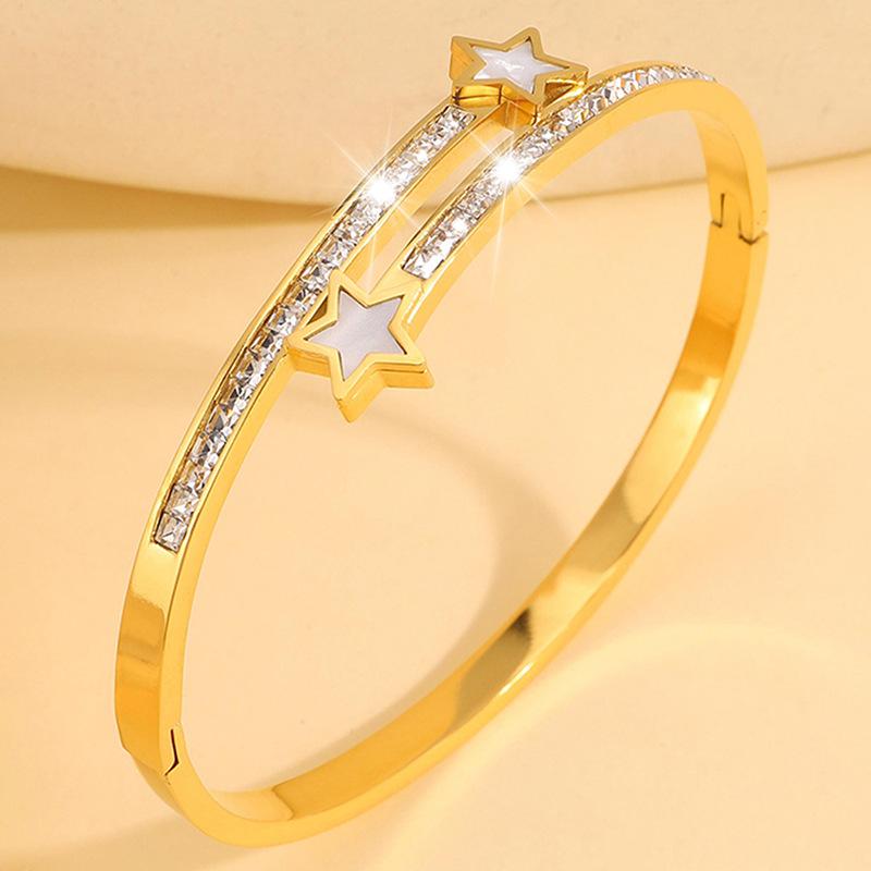 Fashionable Four-leaf Clover Open Bracelet for Women One Size(16-22CM)