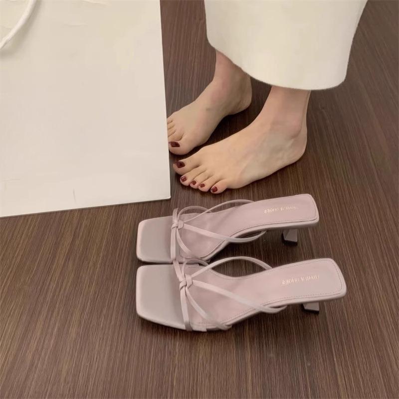 

Туфли на высоком каблуке с квадратным носком и тонкими ремешками и шлепанцы на тонком каблуке 38 розовый/фиолетовый