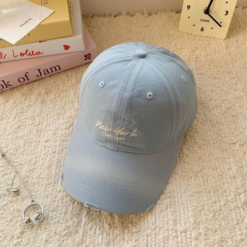 Spring And Summer Japanese Casual Letter Soft Top Cap Men'S And Women'S Versatile Street Face Small Baseball Cap