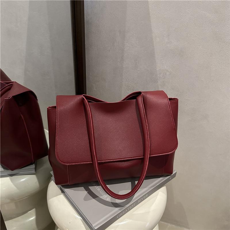 High Value Large Bag Women's Bag Summer New Trendy Large Capacity Handbag Retro Commuter Tote Bag