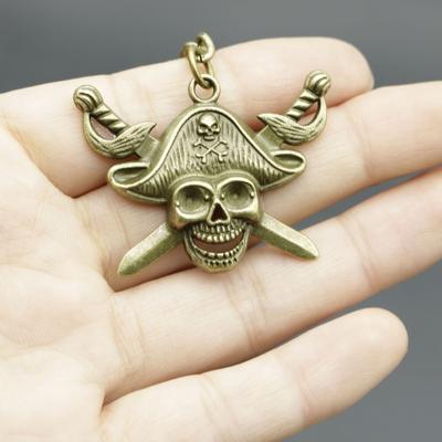 Hot Selling Jewelry, Minimalist Pirate Skull Keychain Pendant