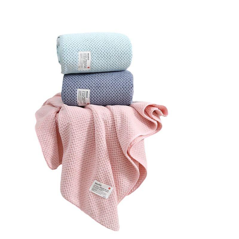 Coral Fleece Large Bath Towel Soft and Absorbent Quick-drying Pineapple Grid Bath Towel Thickened Bath Household Towel