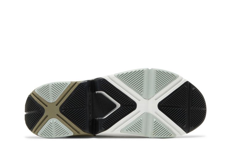 Nike Go FlyEase Light Army