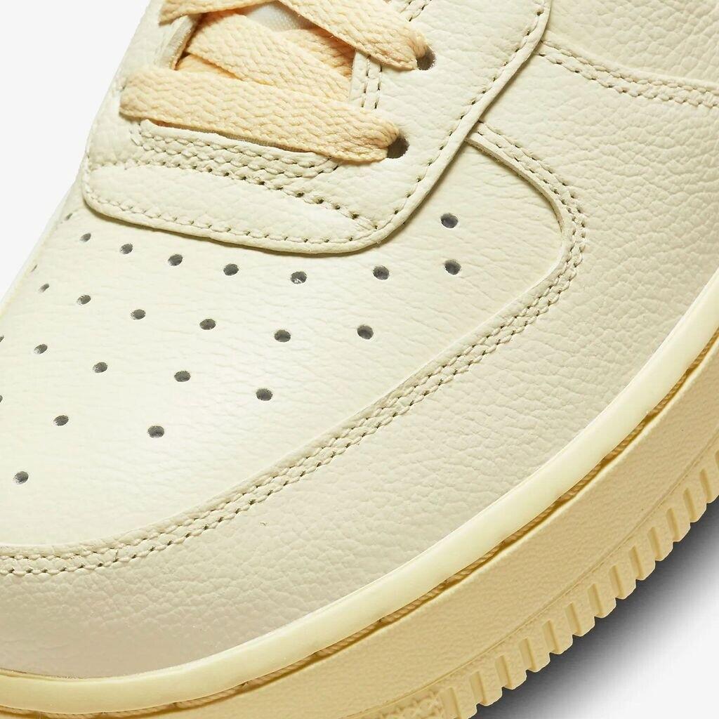 Women's Nike Air Force 1 '07 LX Sneakers Coconut Milk/lemon Wash/pale Vanilla/light Bone