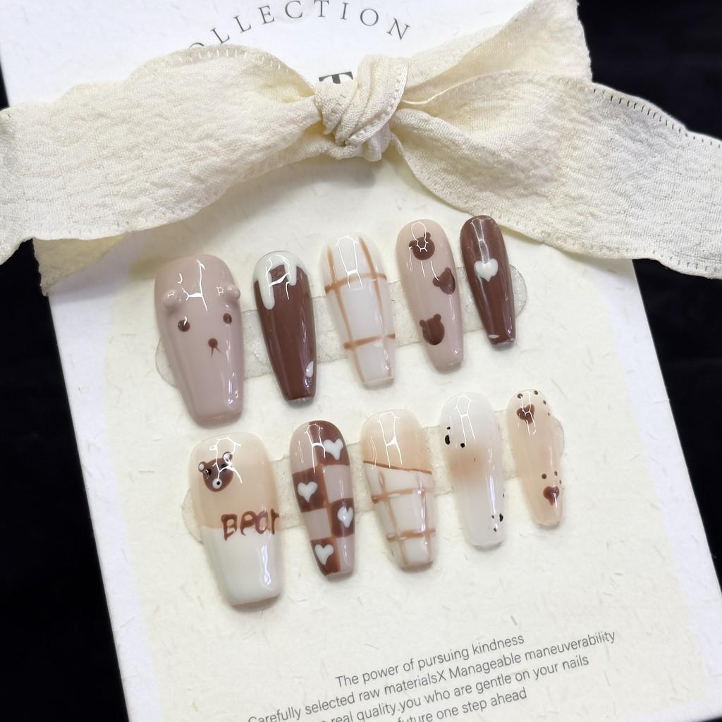 

Coffee Teddy Colored Bear Wearing Nail Patches Nail Art Cartoon Detachable Heart XS