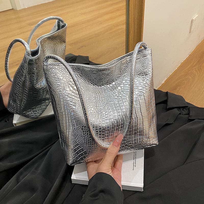 Nische Schulterhandtasche mit großem Fassungsvermögen Damen neue Mode Textur Herbst Pendler Tragetasche