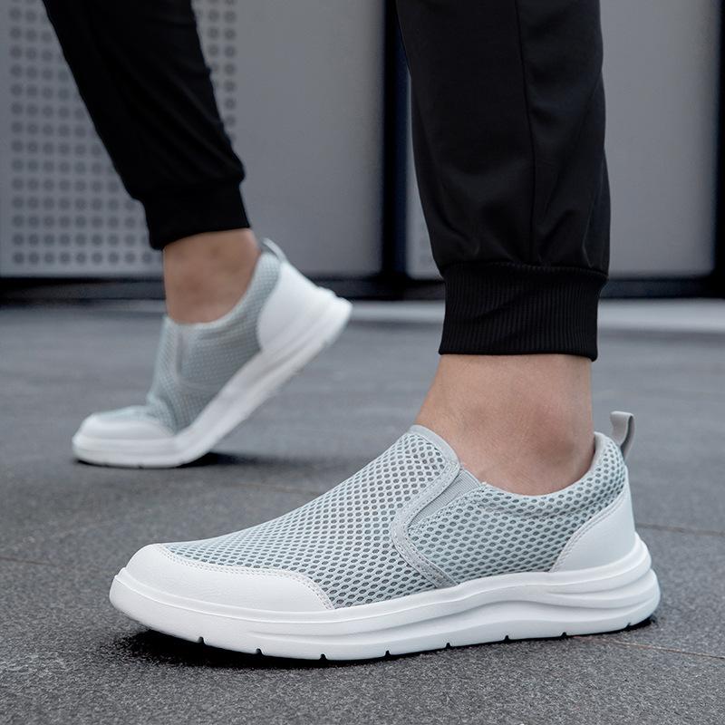 Spring and Summer Men's Shoes Outdoor Walking Men's Casual Shoes Mesh Breathable Lightweight Non-slip Sneakers