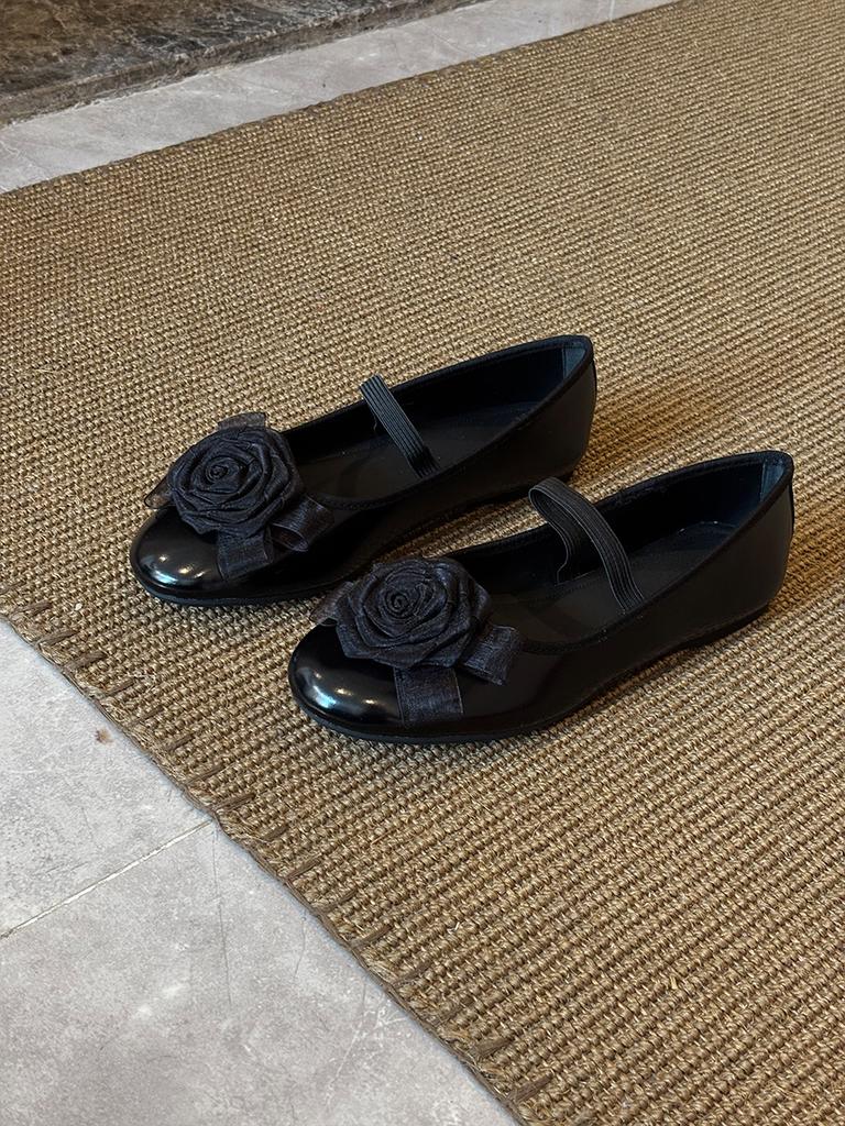 Sheepskin version~ retro national style flower Mary Jane shoes women's summer gentle shallow mouth word belt with skirt flat-soled single shoes