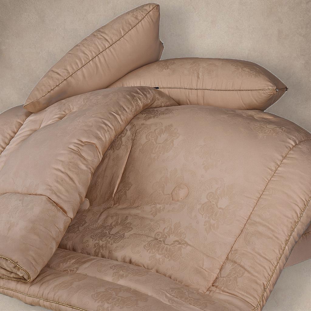 Polyester (Anti-Allergen) Duvet Gold №1525 100% cotton, 100% polyester filling. All Seasons.