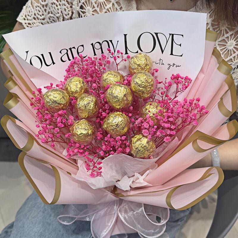 Christmas Chocolate Gift Box Bouquet for Boyfriend, Girlfriend, or Friends - Perfect Birthday or Love Expression Gift