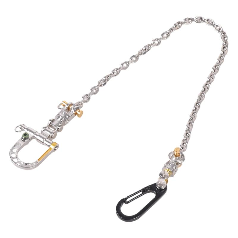 Multifunctional Plastic Pendant Keychain Design Keychain Bolt Carabiner Jewelry Accessory for Car Key