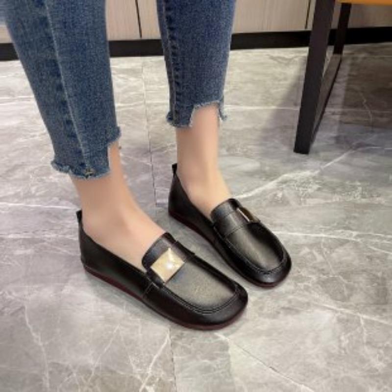 Casual Single Shoes Women's Autumn and Winter New Large Size Round Head Low Heel Simple and Versatile One-pedal Single Shoes