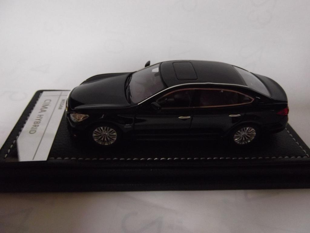 NISSAN CIMA HYBRID Garnet Black Finished Product WIT'S 1/43