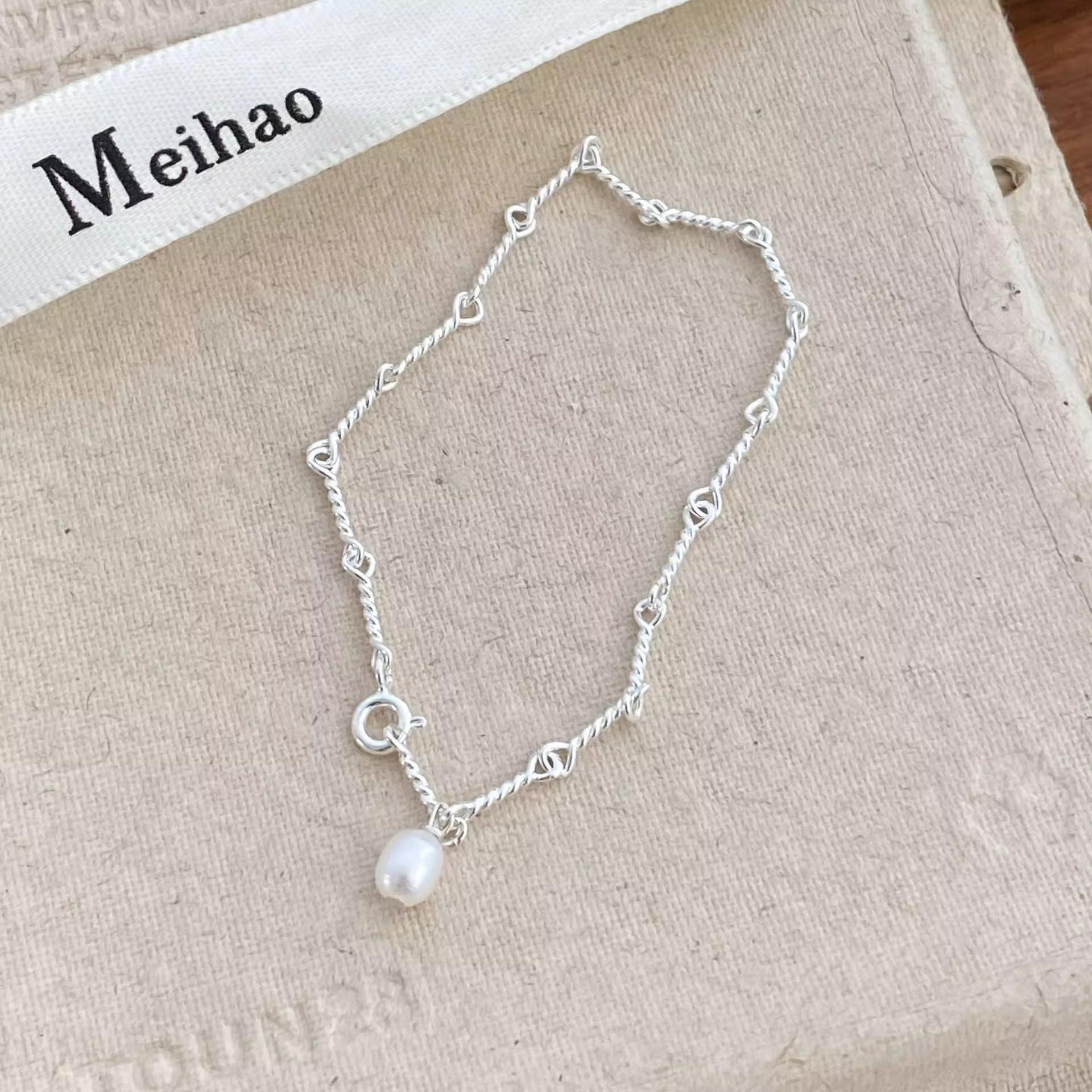 French irregular pearl bracelet women s popular fashion commuter bracelet light luxury temperament jewelry wholesale