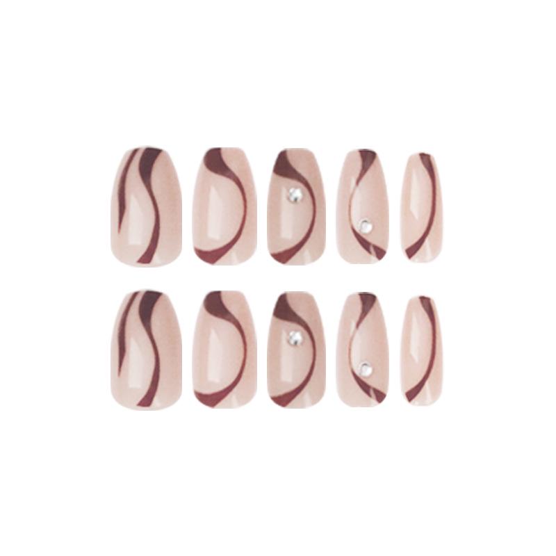 Elegant White Commuter Nail Tips: Autumn/Winter Milk Coffee Collection