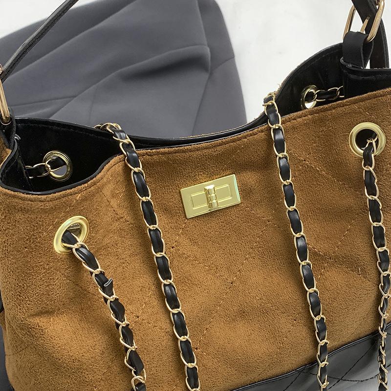 Bag Women's 2025 New Autumn Rhombus Chain Bag Retro Versatile Xiaoxiangfeng Underarm Tote Bag One Shoulder Crossbody Bag