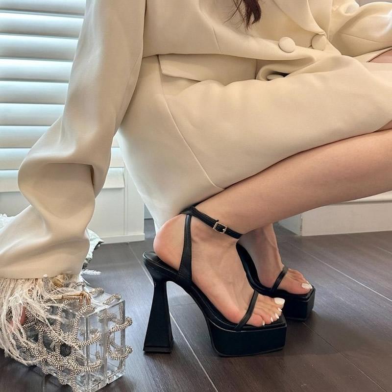 2025 Summer Thick Bottom One-piece Strap Women's Shoes European Style Waterproof Platform Heels Shoes Rubber Microfiber Lining