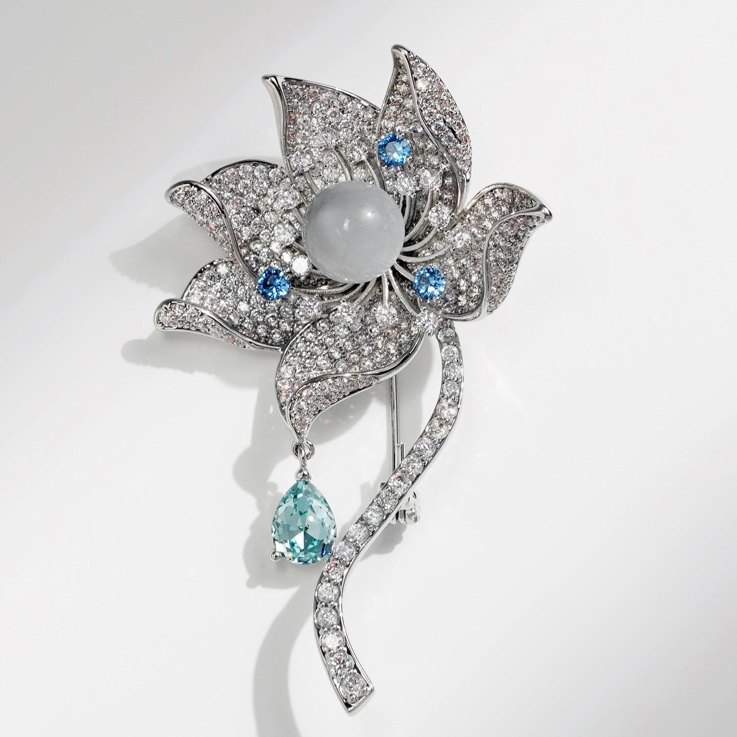 Elegant Narcissus Brooch: Blue Crystal Women s Fashion Corsage Pin Accessory