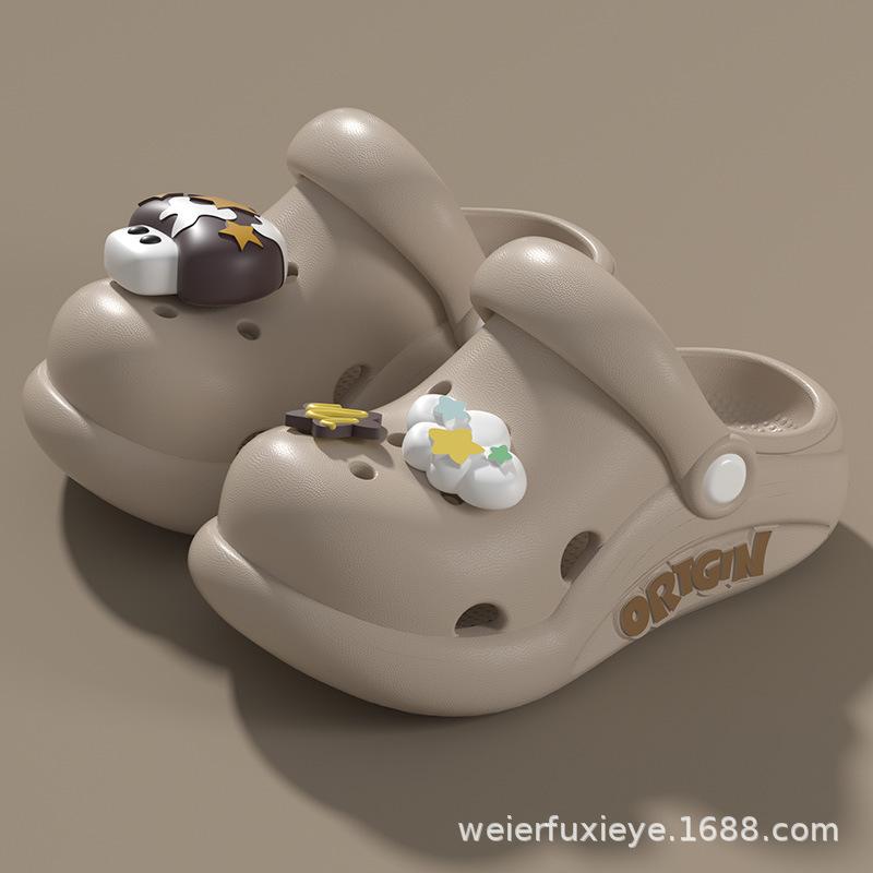 New Children's Summer Cartoon Cute Sandals for Boys and Girls, Suitable for Indoor and Outdoor Wear, Non-slip Soft-soled Baby Clogs