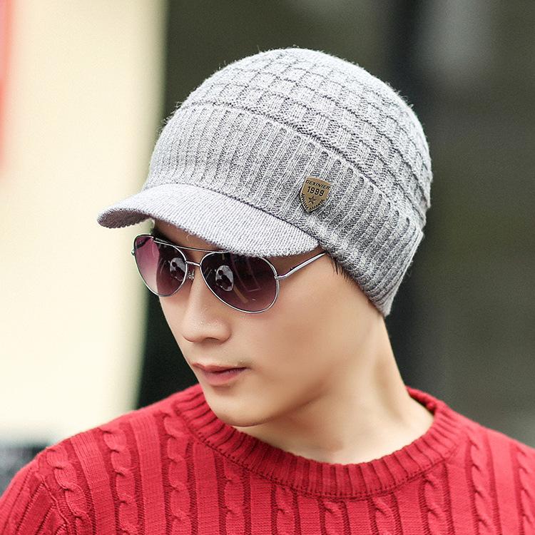 

Men s autumn and winter woolen hat, duck tongue knitted hat, small shield label, warm hat suitable for outdoor insulation One Size світло-сірий колір