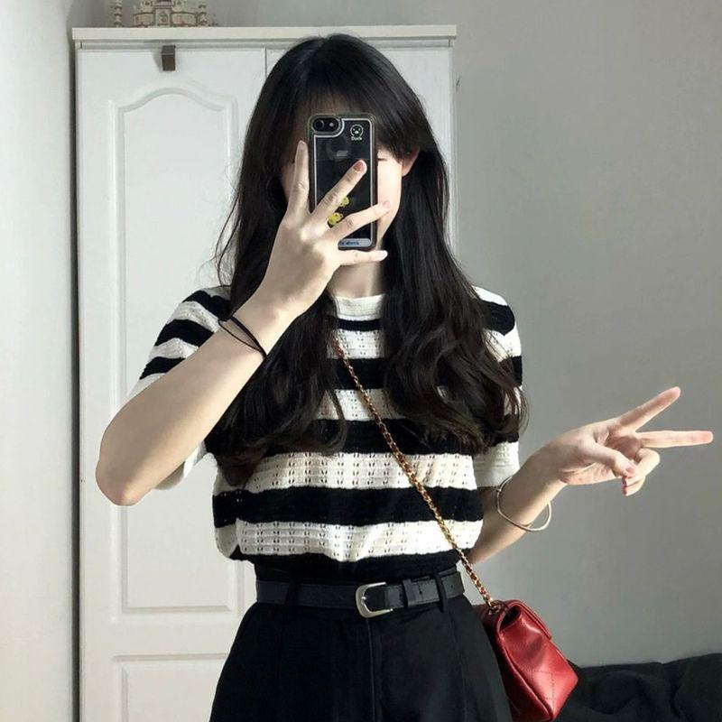 

Fancy Black and White Stripes Ice Silk Sweater Cut Out Short Sleeve T-Shirt Women s Summer Shoulder Chic Short Tops Thin Black Stripes T-Shirt L