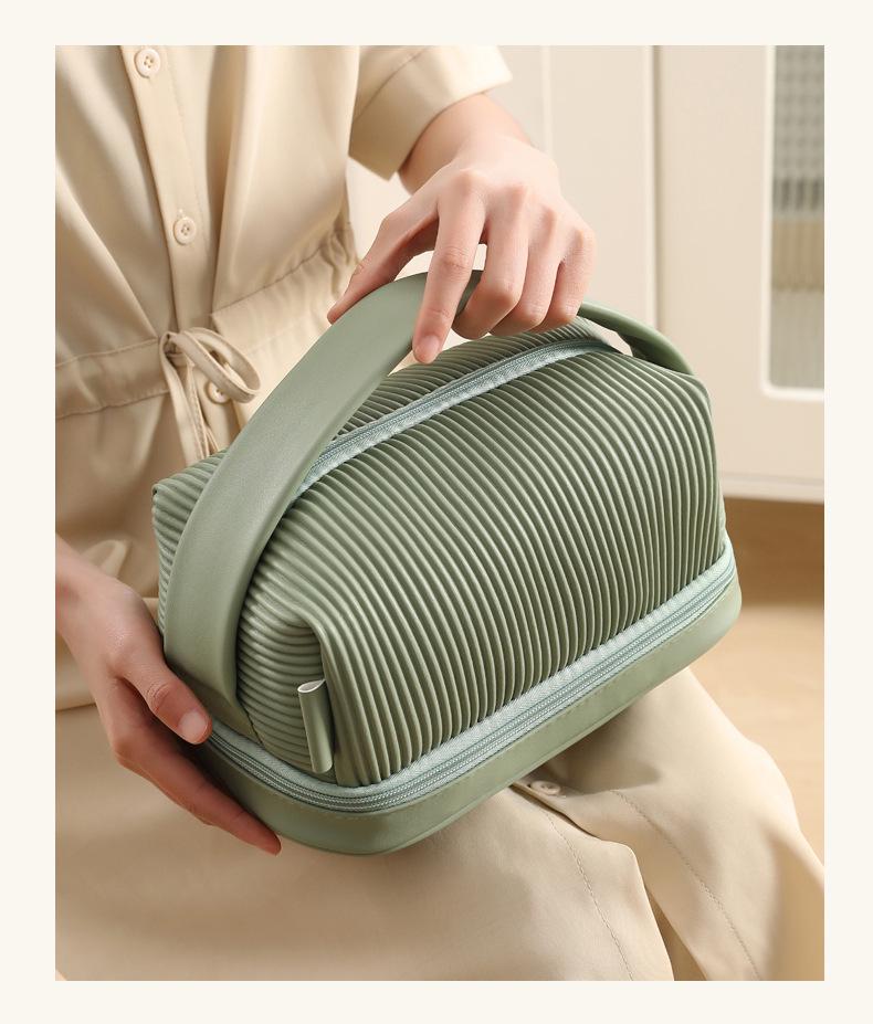 Wodoodporna kosmetyczka w stylu tostowym: Organizer kosmetyczny podróżny o dużej pojemności.