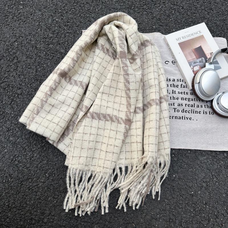New Thickened Plaid Scarf White Soft Tassel Shawl Imitation Cashmere Scarf in Autumn and Winter
