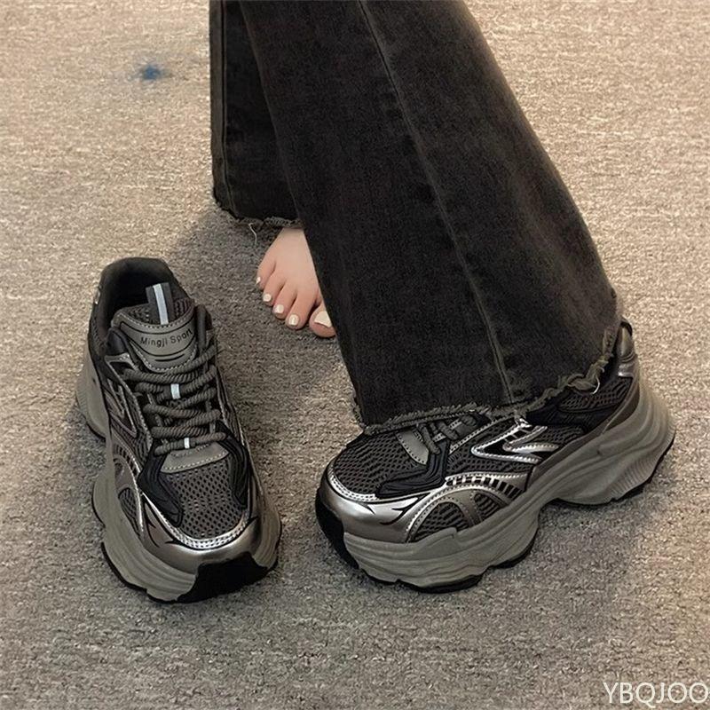 Spring and Autumn Fashion New Style Versatile Women's Shoes Thick Soled Height Increasing Women's Casual Sports Shoes