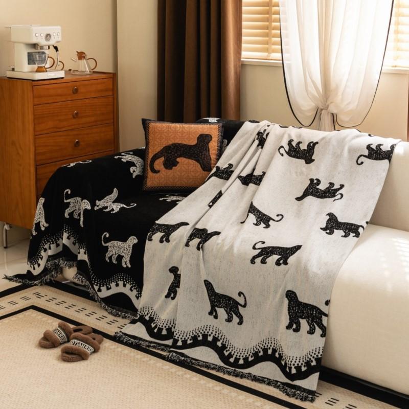 All-Season Sea Lion Camping Picnic Sofa Cover Housses De Canapé Living Room Funda Sofa Chenille Sofa Mats Throw Blankets