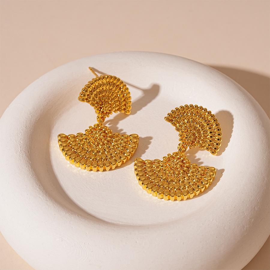 Vintage Heavy Industry Fan Geometric Silver Needle Earrings Real Gold Electroplating Premium Earrings
