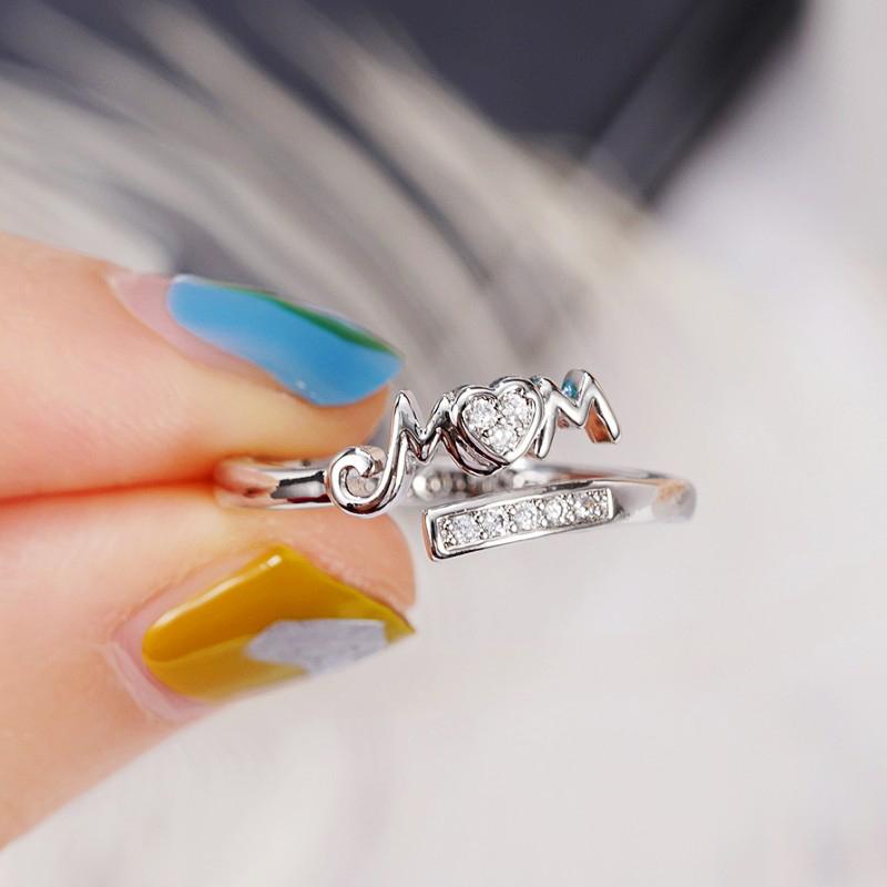 Exquisite Mom Rings Silver Color Caved Letter "I Love You Mom" Delicate Birthday Gift for Mother Fashion Women Jewelry