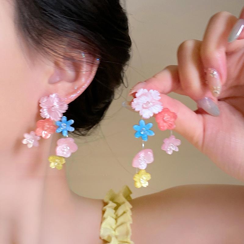 Resin Color Flower Tassel Earrings Sweet Small Fresh Dopamine Stud Earrings Simple Fashion Niche Earrings
