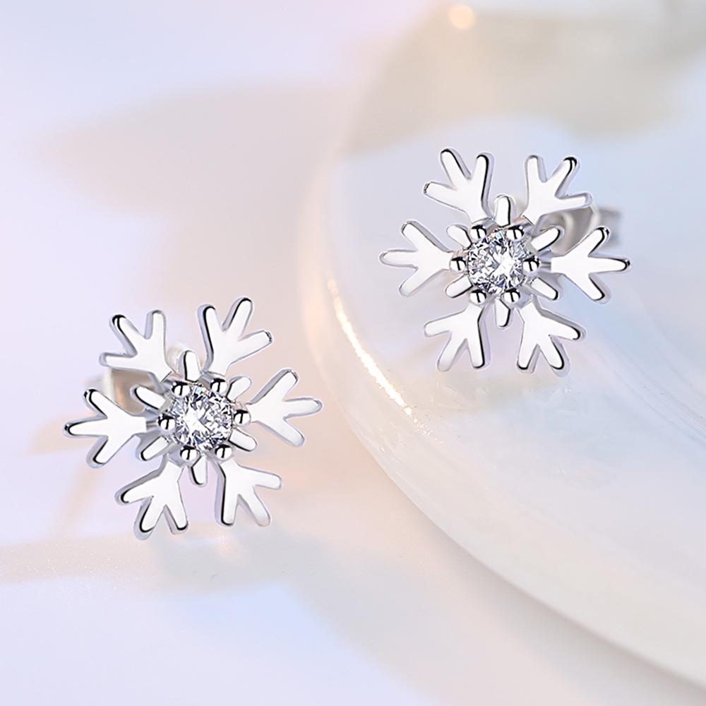Elegant Zircon Snowflake Stud Earrings for Women - Fashionable Christmas-Themed Jewelry