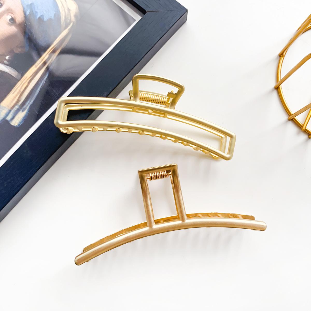 

Korean version of the clip large size hair grab elegant temperament hair accessories
