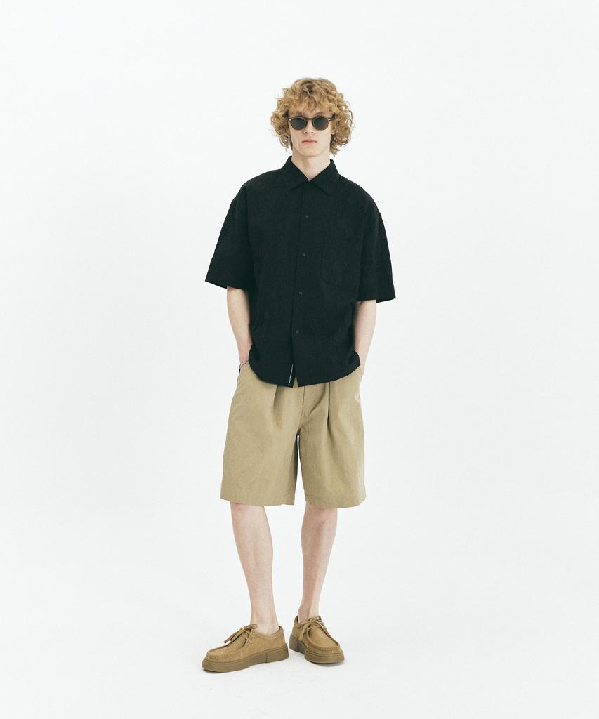 Millakodeu Detail Tuck Shorts - Beige