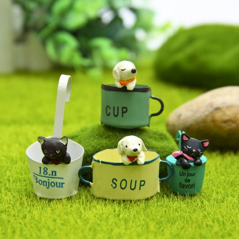 Cartoon Resin Ironwork French Hanging Cups, Little Dog Gardening Moss Succulent Flower Arrangements, Doll Ornaments