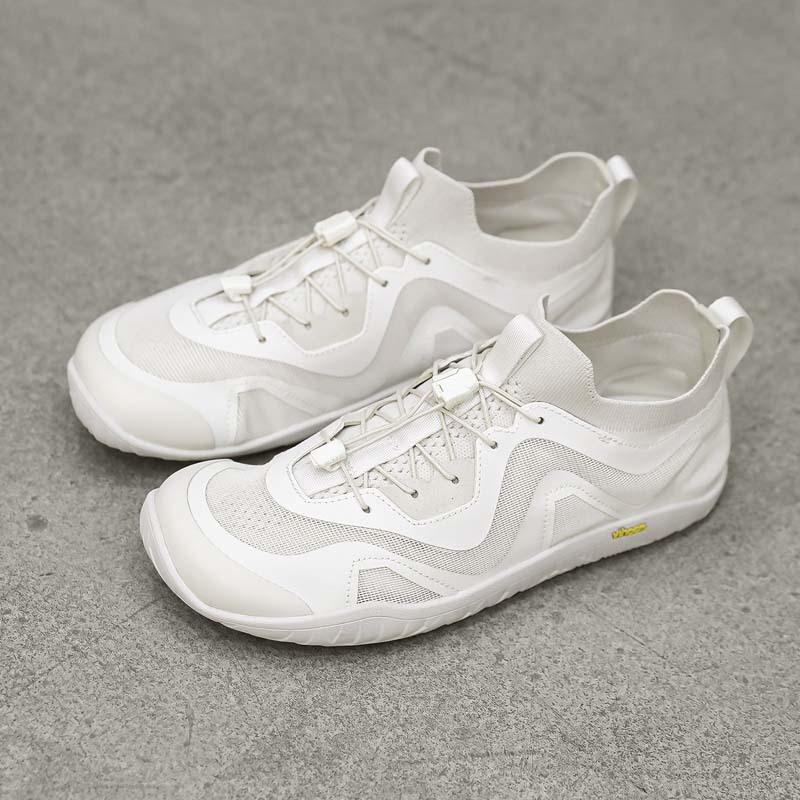 Spring and summer new breathable mesh outdoor sports casual shoes men's wide last soft sole daily versatile no-restraint shoes