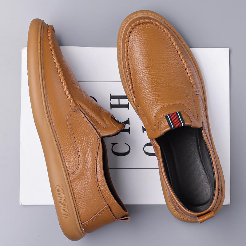 The first layer of cowhide casual leather shoes for men's 2025 autumn new leather soft-soled soft-sided beanie shoes versatile middle-age