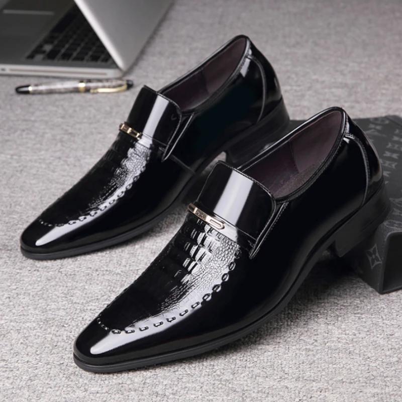 New 2024 Men Leather Shoes Business Classic Office Shoes for Men Crocodile Pattern Men Dress Shoes Breathable Brand Casual Shoes