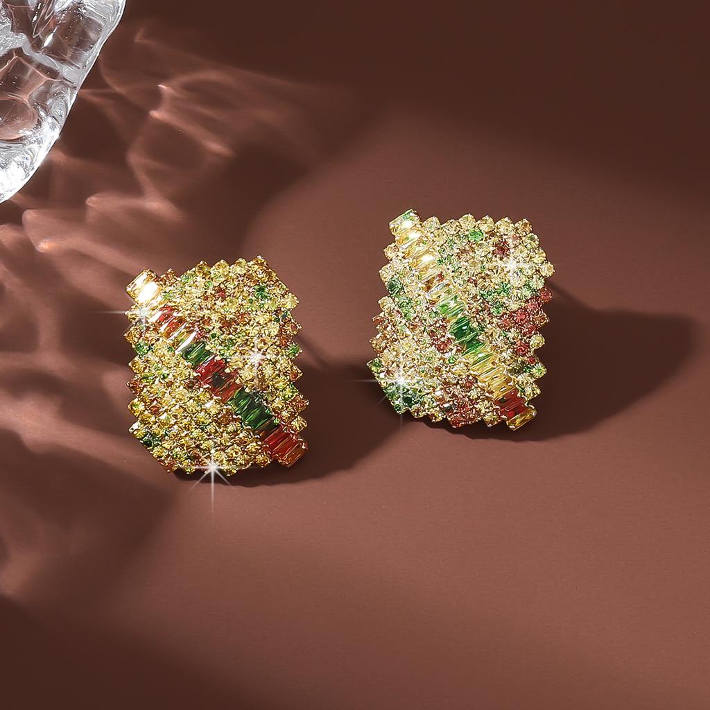 Cross Border Hot Selling Fashion Temperament High-end Design Color Diamond Ear Accessories Spot Wholesale