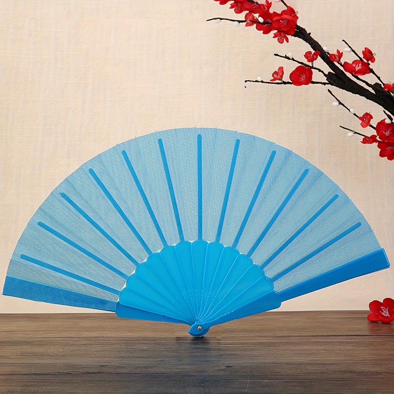 

Chic Solid Color Folding Fan - Perfect Gift for Friends, Family & Classmates світло-синій колір