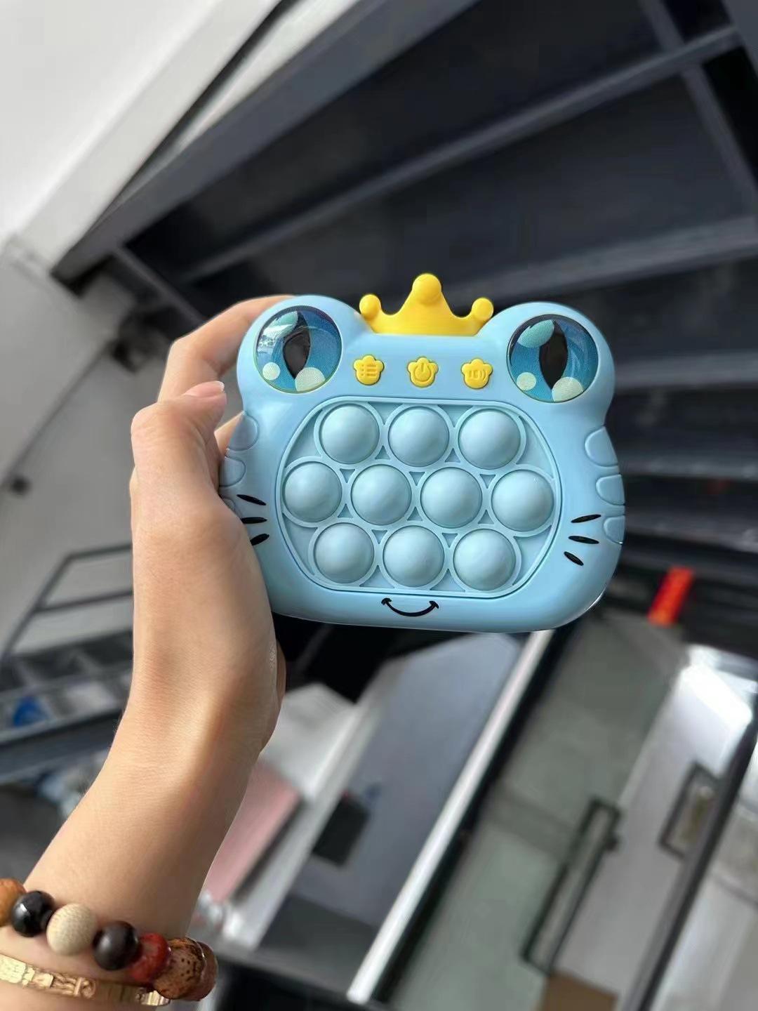 

Трансграничная игра-головоломка на скорость «Нажми и вытолкни»: Игрушка-антистресс «Ударь крота»