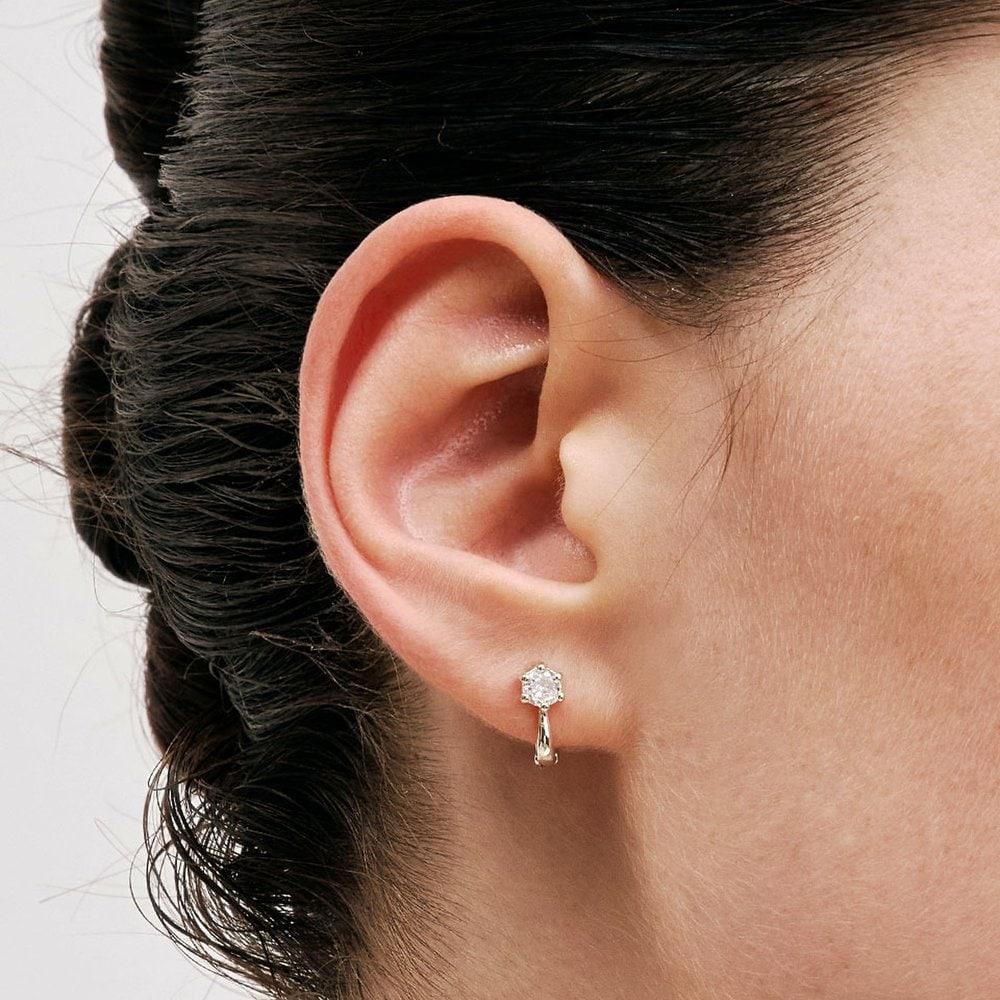 6Prong One-Touch Earring White
