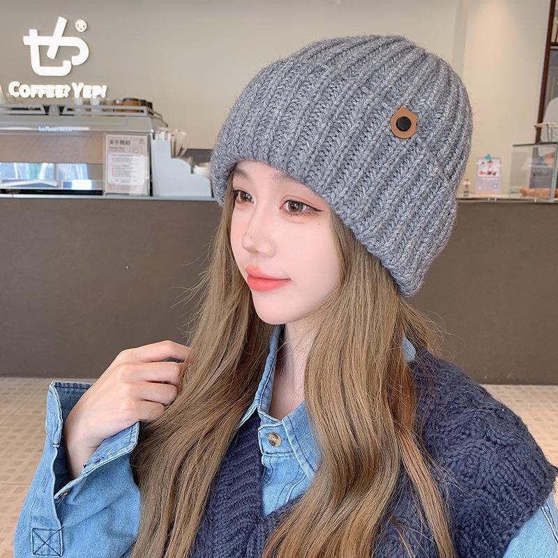 Autumn and Winter Warm and Ear Protecting Cold Hat Large Head Circumference Face Showing Small Knitted Hat Simple and Versatile Pullover Woolen Hat