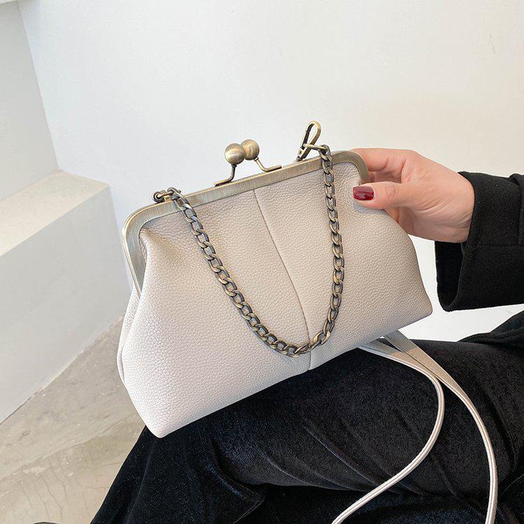 European & American Lychee Pattern Retro Shell Bag: 2026 Versatile Simple Shoulder & Chain Handbag for Women.
