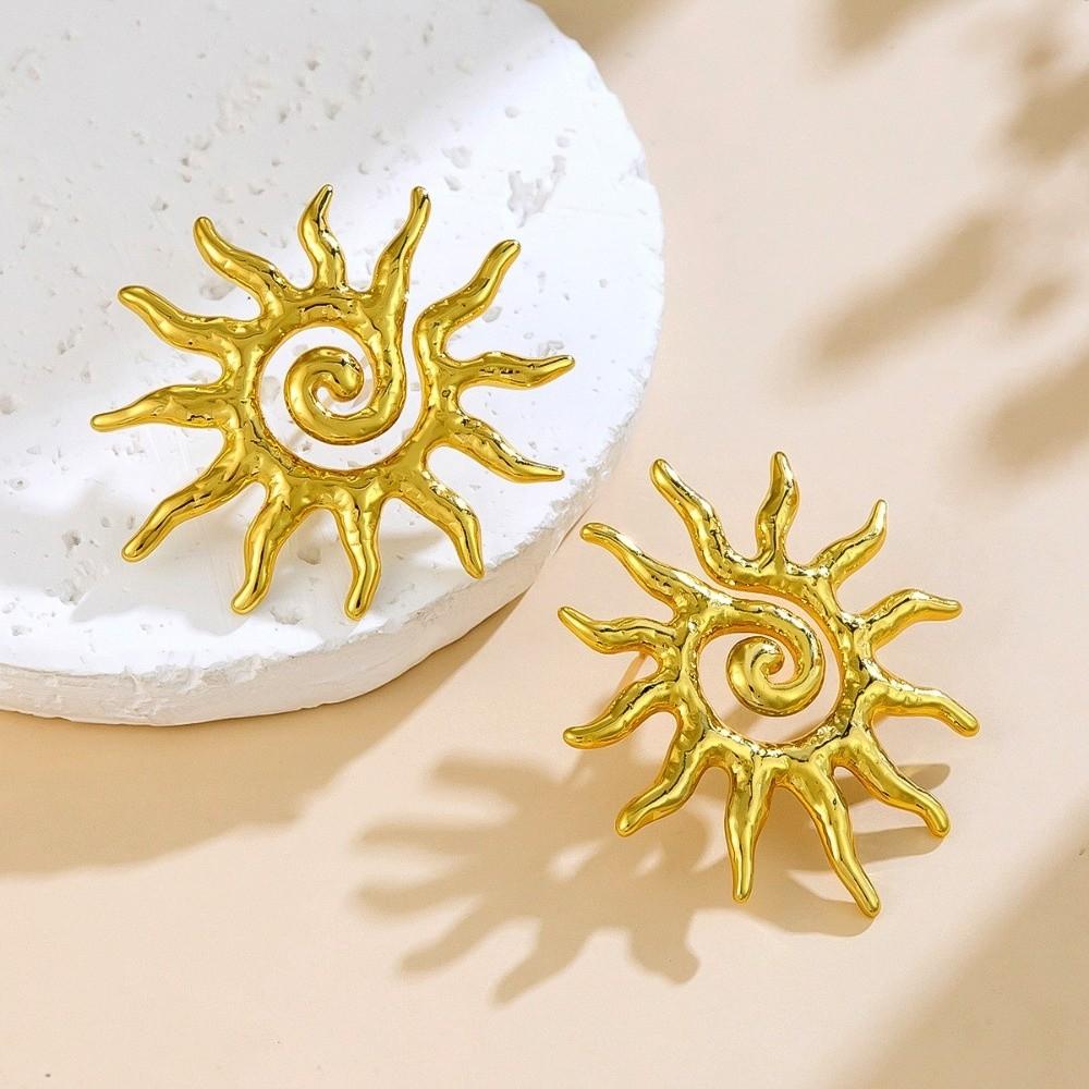 Light Luxury Sun-shaped Flower Earrings Unique Sun Ear Stud Temperament Metal Stud Earrings Daily
