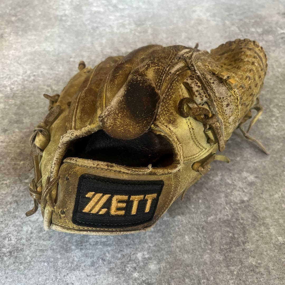 Used ZETT Rigid Baseball Glove
